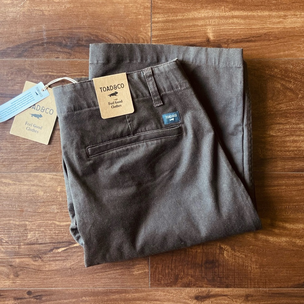 NWT Toad & co. Mission Ridge Straight Chino Pants